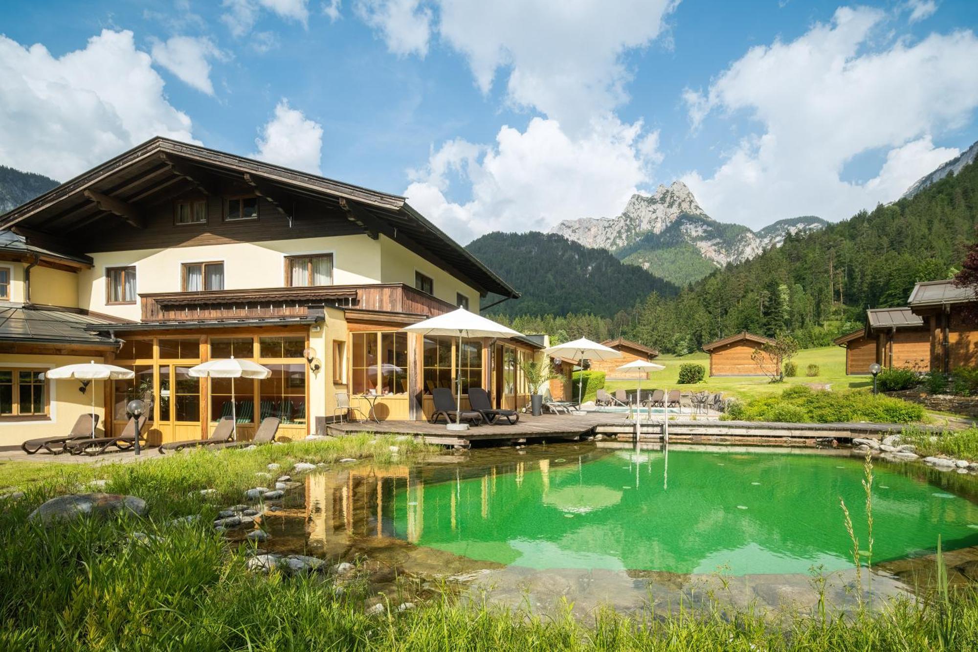Hotel Vitaloase Zu Den Drei Bruedern Unken Exteriér fotografie